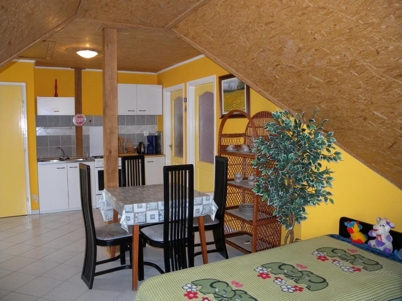 House And Apartment Balatonmariafuerdo 19319 Jozseftelep Εξωτερικό φωτογραφία